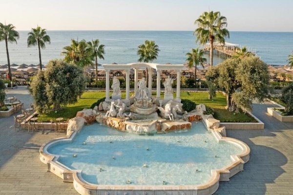 Dobedan Exclusive Belek: шоу для молодёжи, релакс для семей!