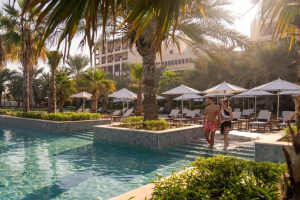 Отели сети Rixos в ОАЭ - турецкое Ультра все включено дешевле, чем в Турции!